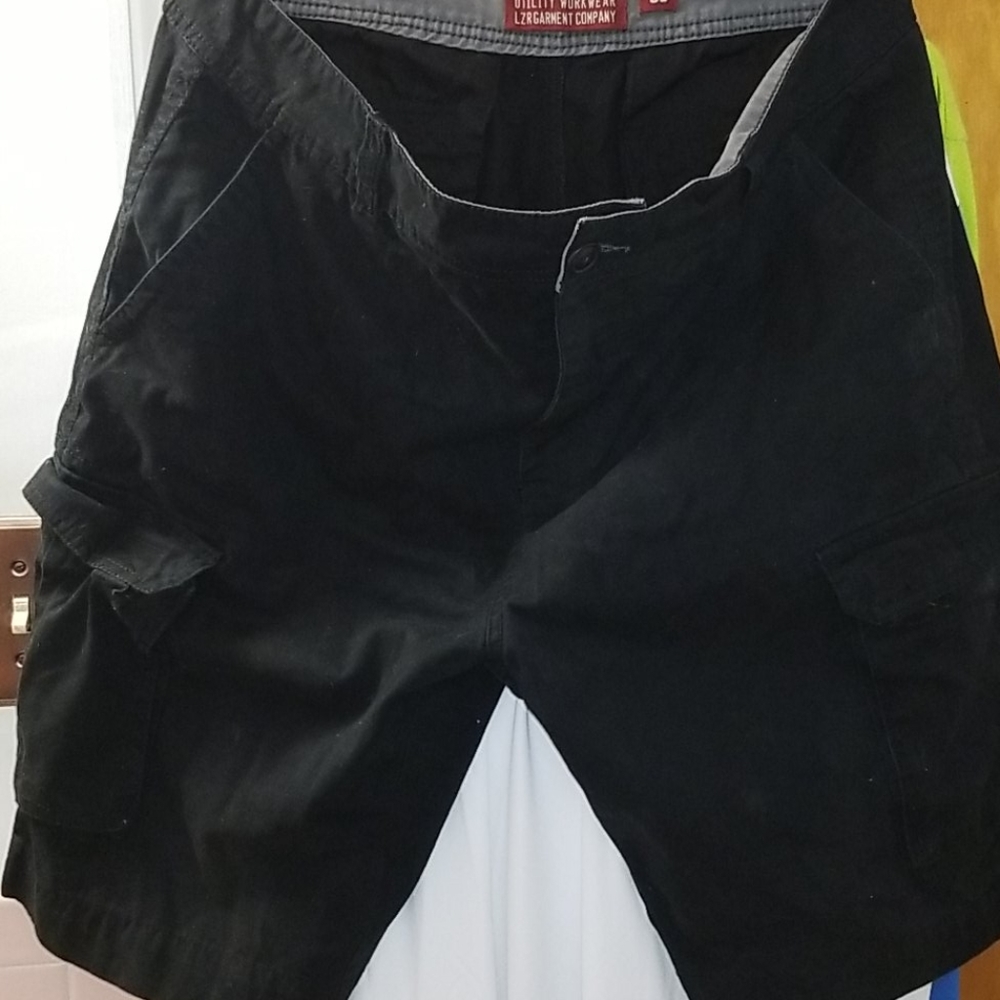 GUC cargo shorts